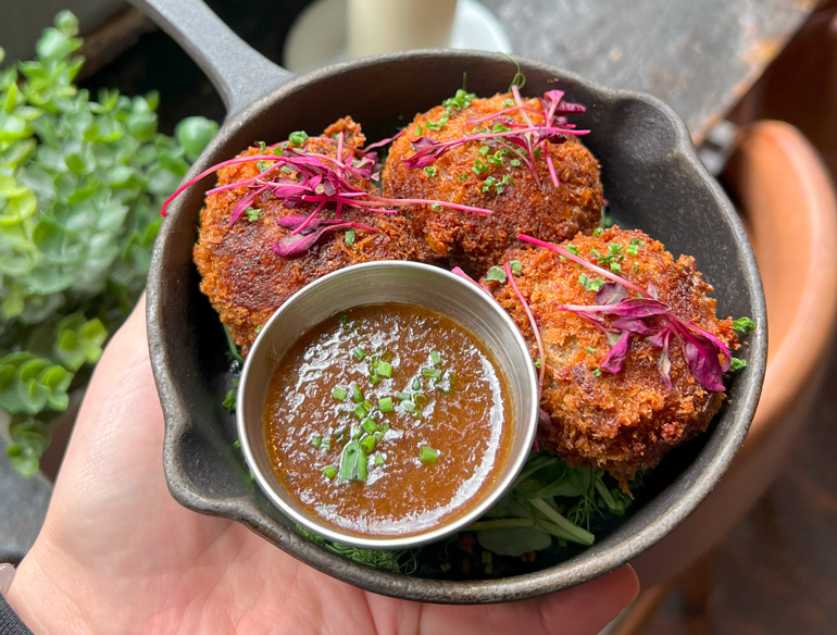 Light bites at The Pen & Pencil