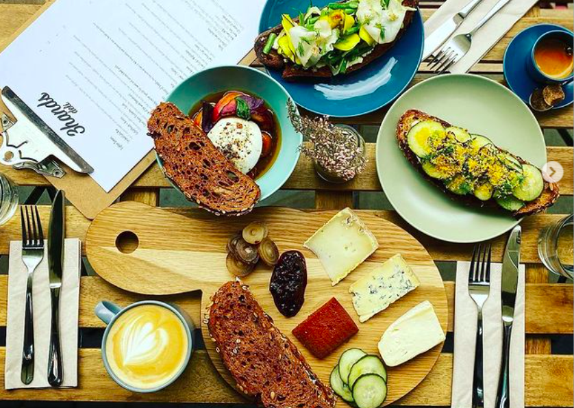 a sample of food available at 3 hands deli