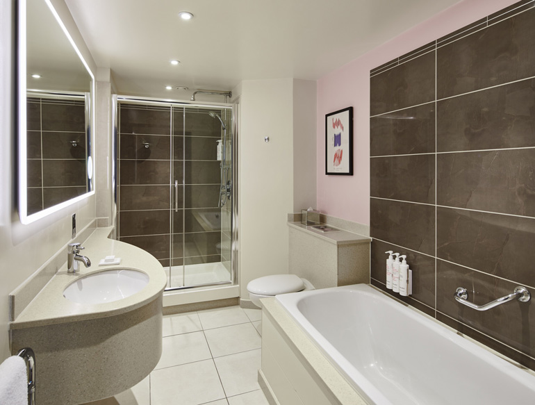 Bathroom at the Manchester Marriott Hotel Piccadilly