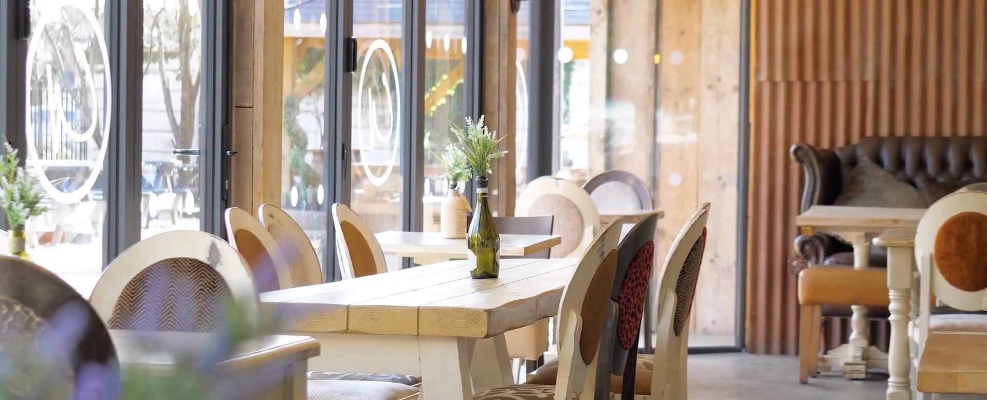 The Waterside Restaurant, Monton