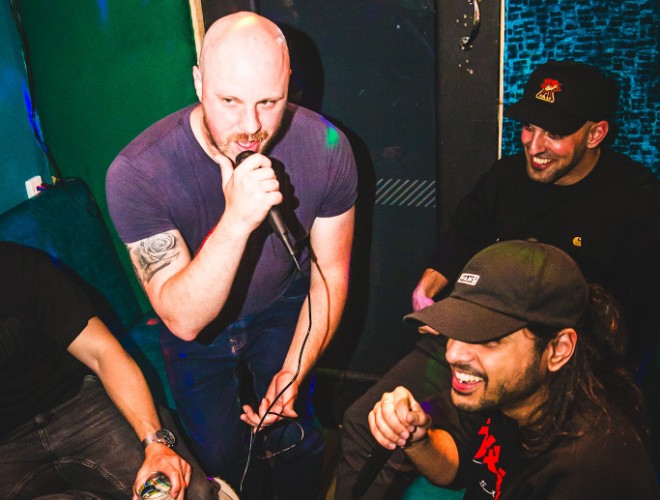 Karaoke at Pong & Puck