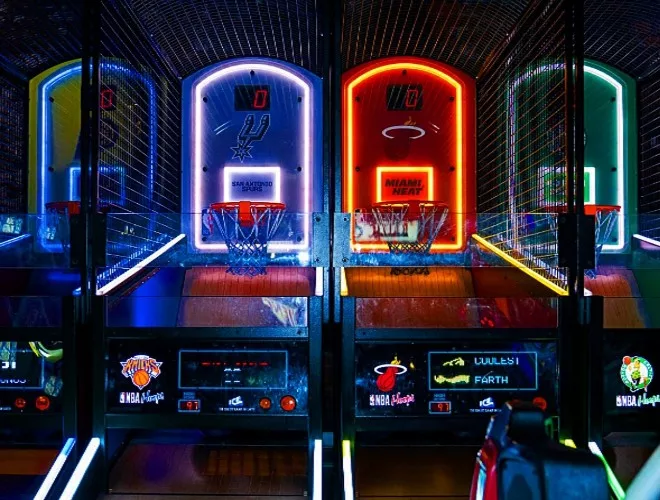 Basketball in the arcades at ArCains