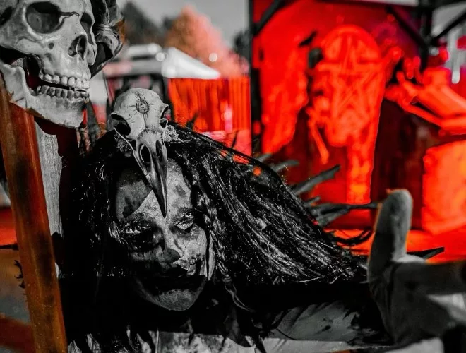 A witch and a skull at Scare City