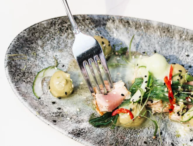 Tuna loin, wakame salad and avocado at The Black Friar