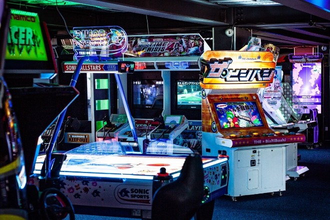 Arcade Club Bury is an alternative night out