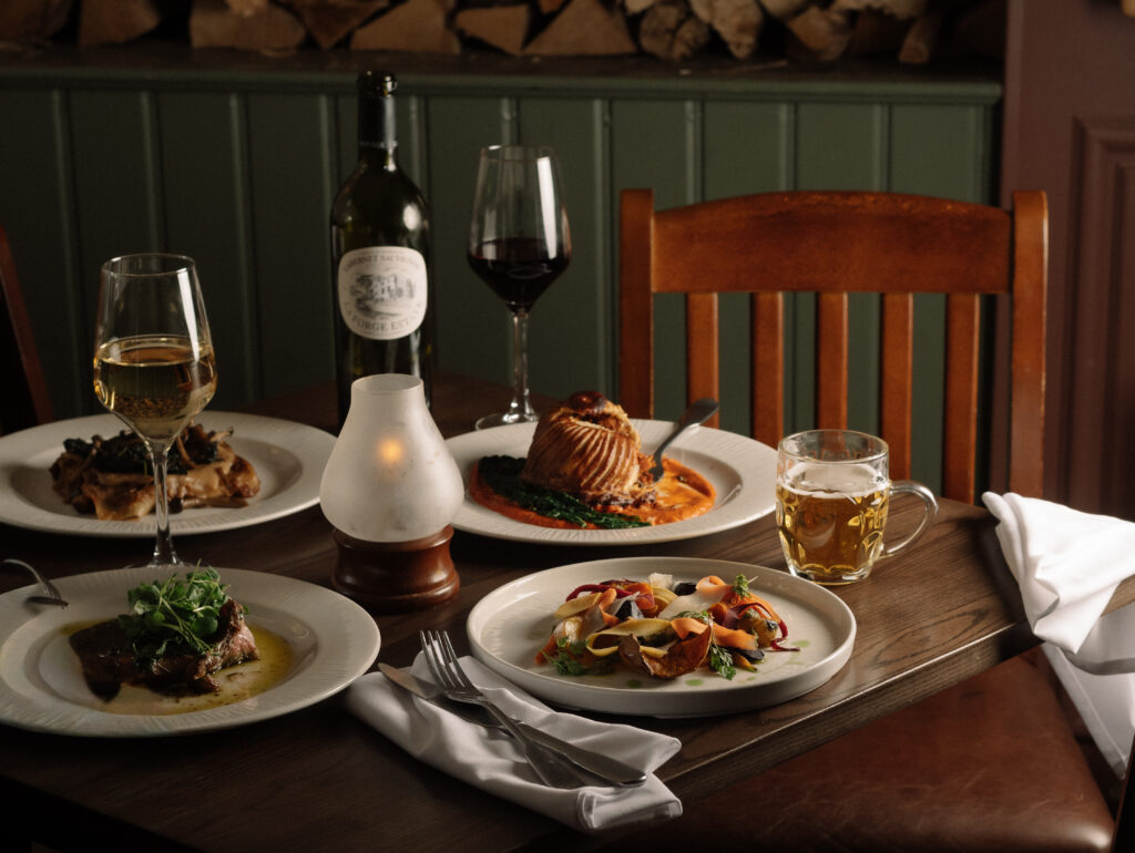 Horse & Jockey laid table