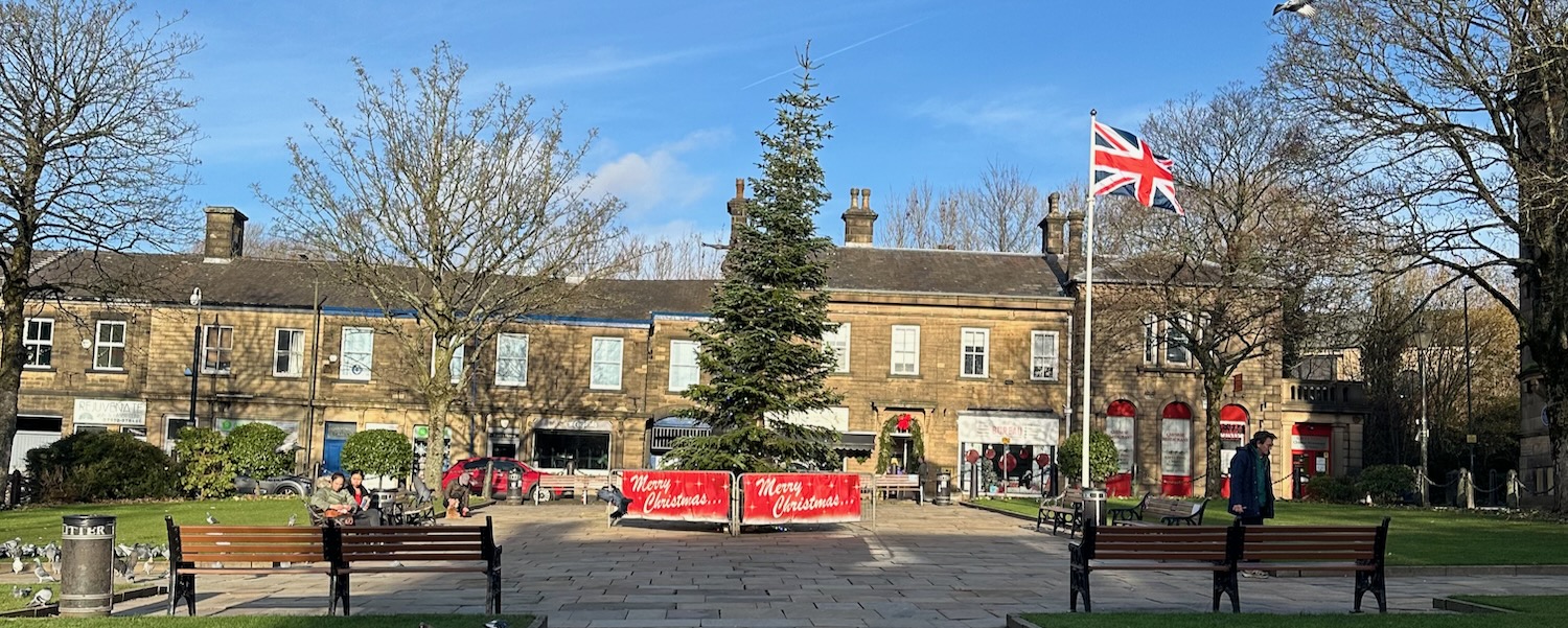 Norfolk Square in Glossop with a Christmas tree.