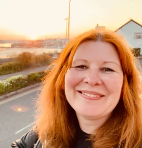 Jo Milligan, writer at Confidential Guides.