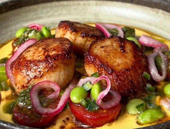 Seared scallops and edamame beans at Engine Social Dining