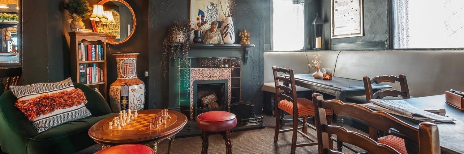 The cosy parlour bar at The Strines Nightingale