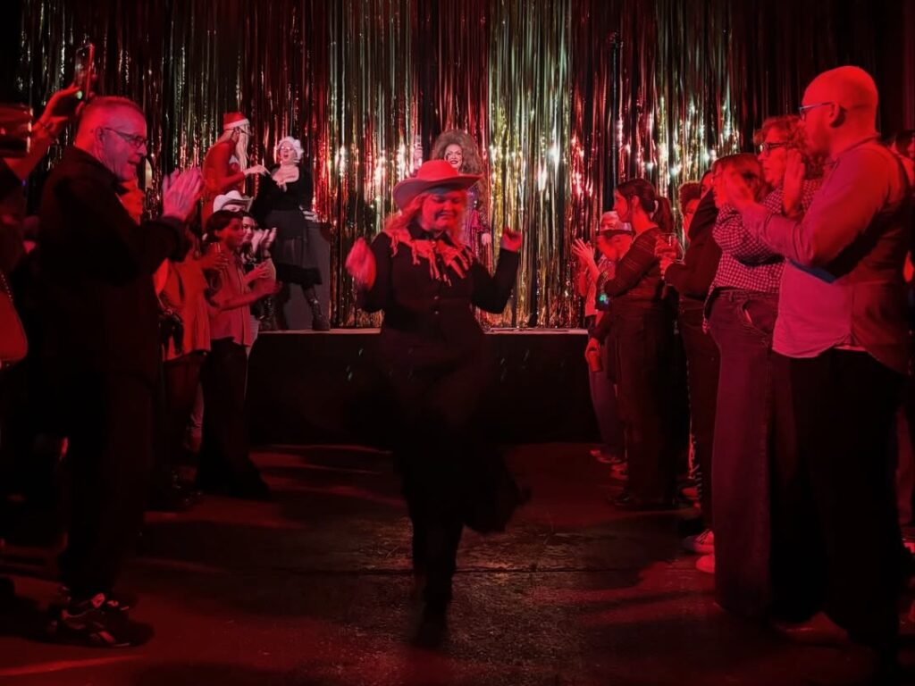 People line-dancing at Red Rodeo Club.