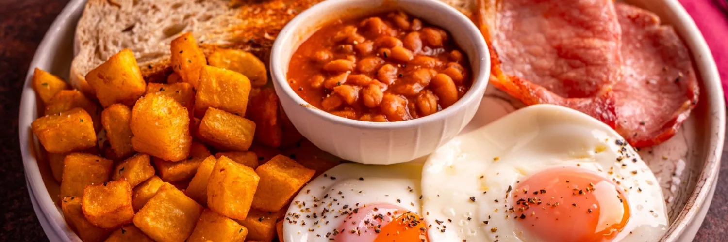 Fried breakfast at Tavern Co Social in Liverpool with potatoes, eggs, bacon and beans